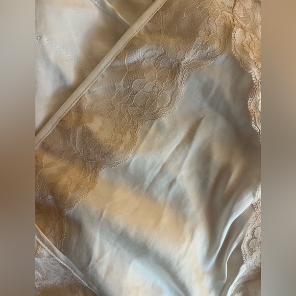 Flora Nikrooz lacy lingerie romper! NWT! - Picture 2 of 4